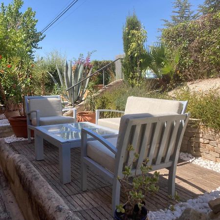 טאולאדה 4 Persoons Bungalow Met Gemeenschappelijk Zwembad מראה חיצוני תמונה