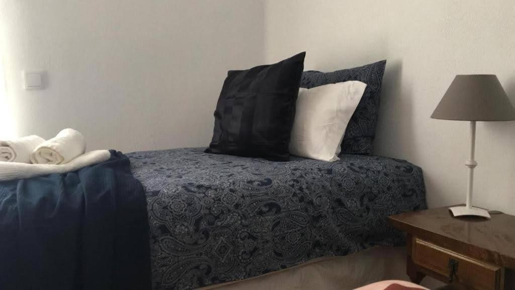 טאולאדה 4 Persoons Bungalow Met Gemeenschappelijk Zwembad מראה חיצוני תמונה